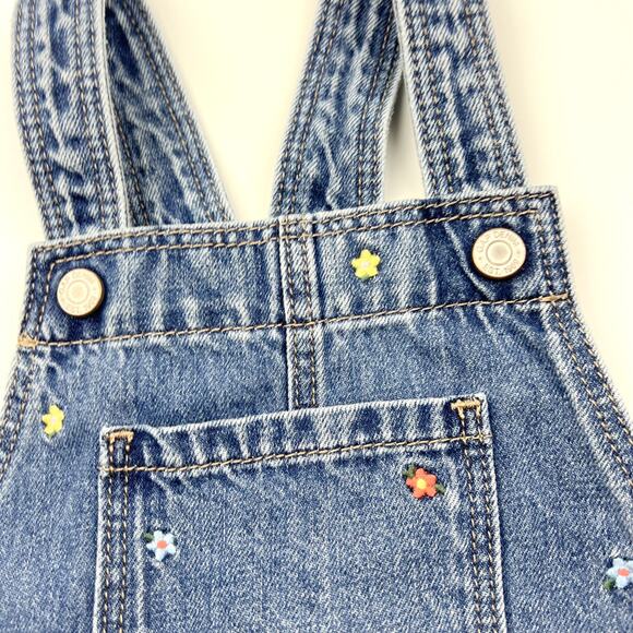 Baby Gap Denim Embroidered Flower Shorts Overalls - Picture 3 of 4